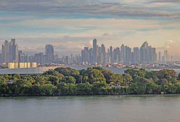 Panamá, uno de los países más competitivos a nivel de la industria marítima mundial. Panamá, uno de los países más competitivos a nivel de la industria marítima mundial.