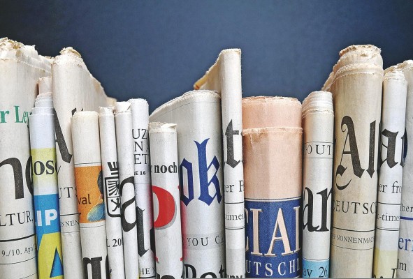 Nuevos periodistas: retos para la generación emergente Nuevos periodistas: retos para la generación emergente