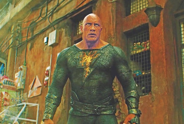 Tras 15 años de haber expresado su interés en el personaje, Dwayne 'La Roca' Johnson encarna a Black Adam en la gran pantalla. Tras 15 años de haber expresado su interés en el personaje, Dwayne 'La Roca' Johnson encarna a Black Adam en la gran pantalla.