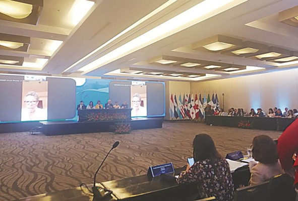 El evento se realiza en el Hotel Marriot, Ciudad de Panamá. El evento se realiza en el Hotel Marriot, Ciudad de Panamá.