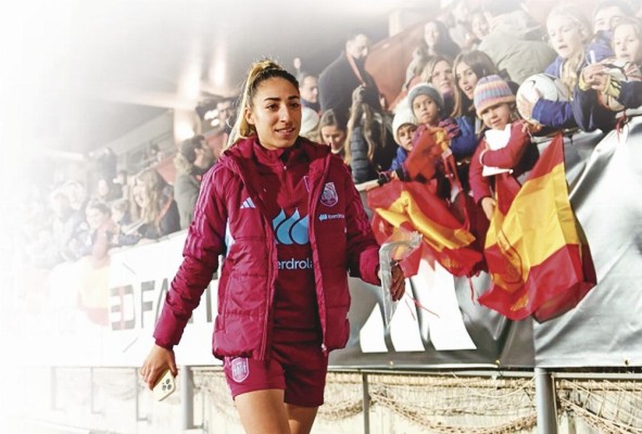 La futbolista española Olga Carmona La futbolista española Olga Carmona
