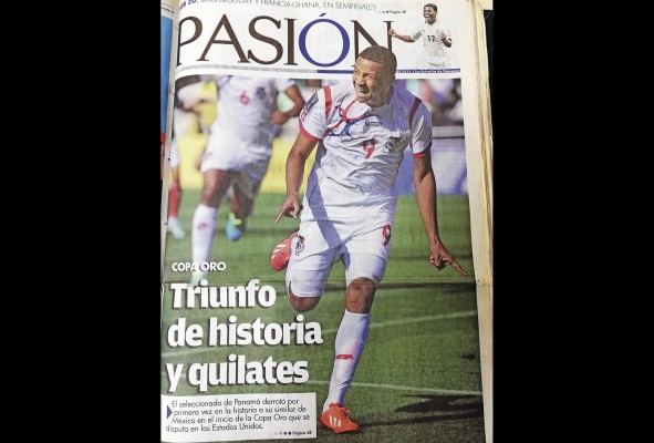 Gaby Torres celebra su gol en la primera victoria de Panamá sobre México 2-1, en la Copa Oro 2013. Un sueño se hacía realidad. Gaby Torres celebra su gol en la primera victoria de Panamá sobre México 2-1, en la Copa Oro 2013. Un sueño se hacía realidad.