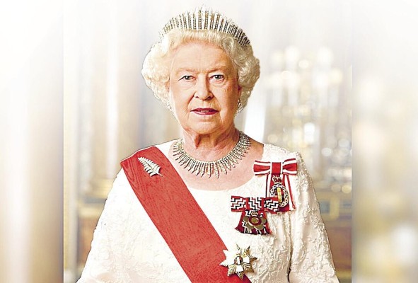 Reina Isabel II, fue monarca del Reino Unido por 69 años. Reina Isabel II, fue monarca del Reino Unido por 69 años.