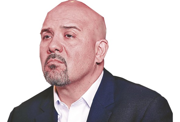 Rolando Mirones, exdirector de la Policía Nacional y exministro de Seguridad Rolando Mirones, exdirector de la Policía Nacional y exministro de Seguridad