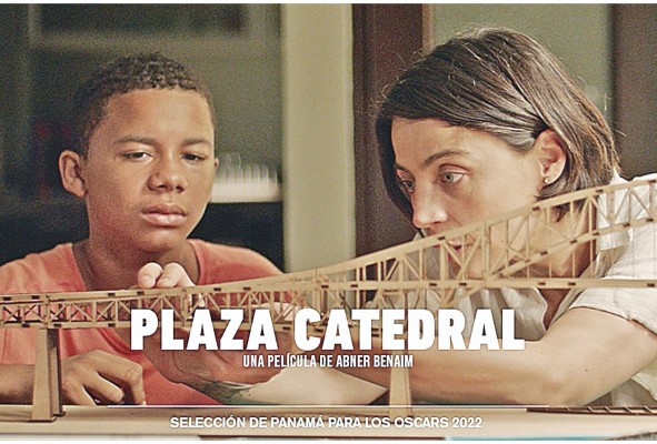 Fernando Xavier De Casta e Ilse Salas protagonizan la cinta como Chief y Alicia. Fernando Xavier De Casta e Ilse Salas protagonizan la cinta como Chief y Alicia.