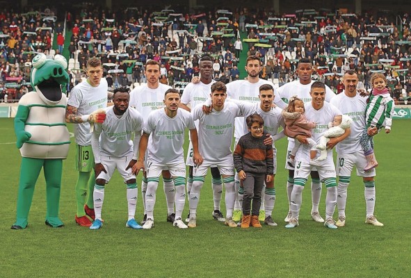 Escobar regresa al once, el Córdoba pierde pero sigue cerca de playoffs Escobar regresa al once, el Córdoba pierde pero sigue cerca de playoffs