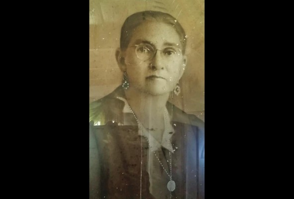 Manuela Salvadora Álvarez de Valdés (1879-1970). Manuela Salvadora Álvarez de Valdés (1879-1970).