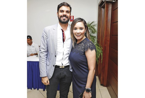 Álvaro Ochoa y Tania Martínez Álvaro Ochoa y Tania Martínez