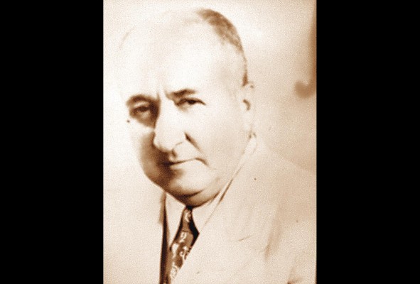 Tito del Moral, el personaje que nos acompaña en nuestro Café Estrella de este lunes. Tito del Moral, el personaje que nos acompaña en nuestro Café Estrella de este lunes.