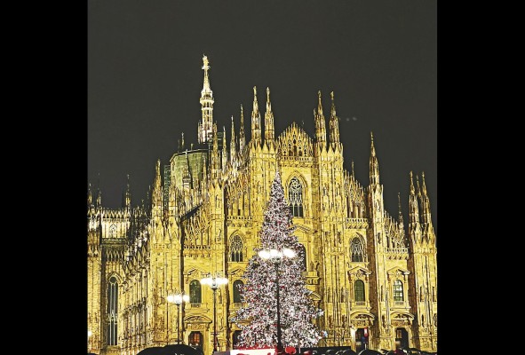 El majestuoso Duomo de Milán El majestuoso Duomo de Milán