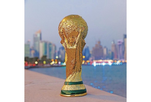Según la tendencia que parece imponerse hacia el futuro, este será el último mundial por un buen número de ediciones, en el que la sede del torneo sea asignada a un país en exclusiva. Según la tendencia que parece imponerse hacia el futuro, este será el último mundial por un buen número de ediciones, en el que la sede del torneo sea asignada a un país en exclusiva.