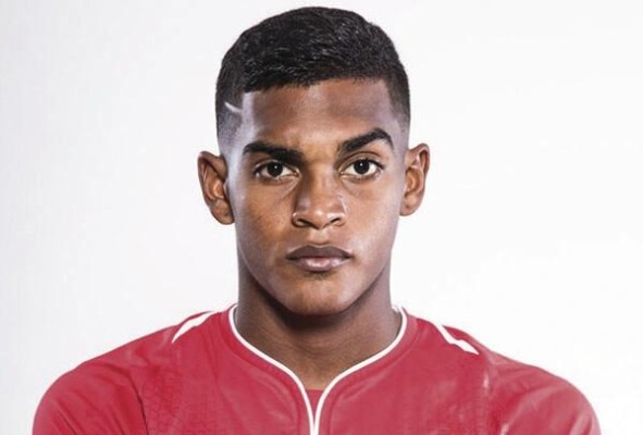 Diego Valanta Consiguió dos goles clave en el Mundial Sub-20. Igualó a Fidel Escobar, quien en Nueva Zelanda 2015 logró la misma cifra. Diego Valanta Consiguió dos goles clave en el Mundial Sub-20. Igualó a Fidel Escobar, quien en Nueva Zelanda 2015 logró la misma cifra.