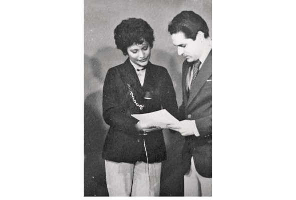 Con el entonces ministro de Educación, Aristides Royo Con el entonces ministro de Educación, Aristides Royo