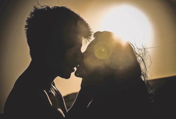 En la sexualidad existen matices entre hombres y mujeres que trascienden los condicionantes genéticos y biológicos. En la sexualidad existen matices entre hombres y mujeres que trascienden los condicionantes genéticos y biológicos.