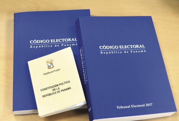 El Código Electoral se revisa cada cinco años para mejorar en las elecciones. El Código Electoral se revisa cada cinco años para mejorar en las elecciones.