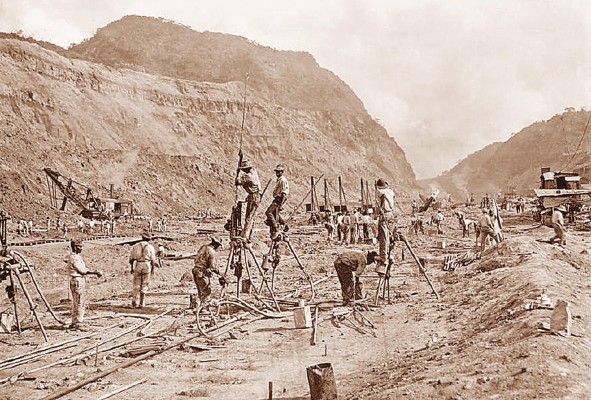Trabajadores franceses trazando la ruta para el Canal. Trabajadores franceses trazando la ruta para el Canal.