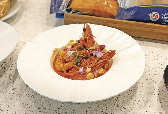 Ceviche caliente de langostinos Ceviche caliente de langostinos