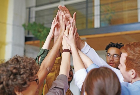 El salario emocional aporta una serie de beneficios tanto para los empleados como para la empresa. El salario emocional aporta una serie de beneficios tanto para los empleados como para la empresa.