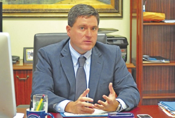 Carlos Duboy ocupó varios cargos en el gobierno pasado. Carlos Duboy ocupó varios cargos en el gobierno pasado.
