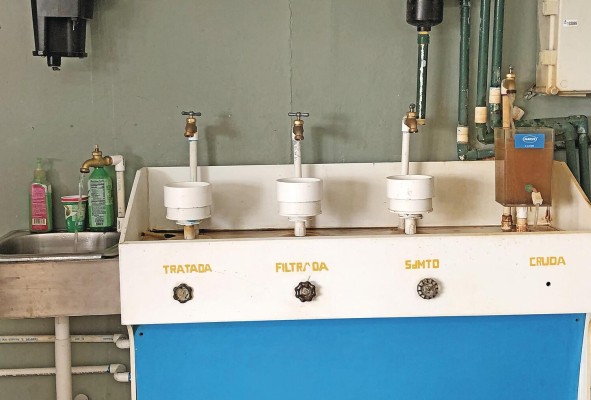 El proyecto busca mejorar la calidad y cantidad de agua potable producida. El proyecto busca mejorar la calidad y cantidad de agua potable producida.
