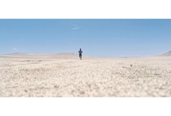 Amaru corre un máximo de entre 60 y 85 km por día. Amaru corre un máximo de entre 60 y 85 km por día.