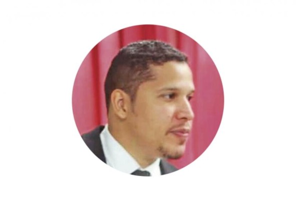 Mario Enrique De León. Sociólogo Ensayista. Cursa actualmente una maestría en Ciencias Sociales. Es estudiante becado del Iden-Senacyt. Mario Enrique De León. Sociólogo Ensayista. Cursa actualmente una maestría en Ciencias Sociales. Es estudiante becado del Iden-Senacyt.