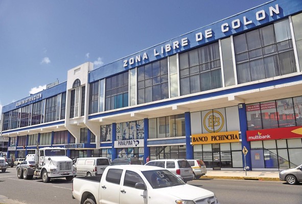 La Zona Libre ha perdido competitividad internacional para suplir a sus clientes en la región, dicen expertos. La Zona Libre ha perdido competitividad internacional para suplir a sus clientes en la región, dicen expertos.
