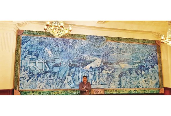 La obra está en el salón Paz de la Presidencia de la República. La obra está en el salón Paz de la Presidencia de la República.