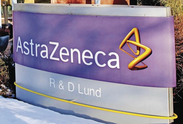 AstraZeneca, de capital británico, mantiene un acuerdo con el Gobierno de Estados Unidos. AstraZeneca, de capital británico, mantiene un acuerdo con el Gobierno de Estados Unidos.