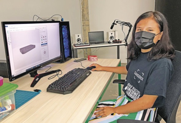 Stephany Sánchez ha aprendido a utilizar 'software' de modelado en 3D como Fusion 360 y Cura. Stephany Sánchez ha aprendido a utilizar 'software' de modelado en 3D como Fusion 360 y Cura.
