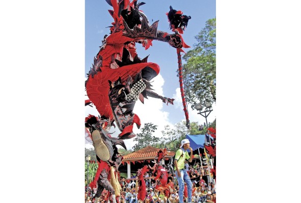 Los planes de acción del Decenio Internacional de los Afrodescendientes recomiendan promover un mayor conocimiento y respeto de la cultura, la historia y el patrimonio de los afrodescendientes. Los planes de acción del Decenio Internacional de los Afrodescendientes recomiendan promover un mayor conocimiento y respeto de la cultura, la historia y el patrimonio de los afrodescendientes.