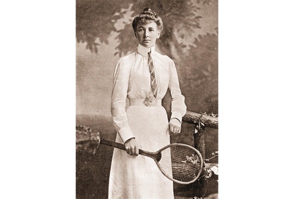 Charlotte 'Chattie' Reinagle Cooper, fue una tenista inglesa y la primera mujer campeona olímpica de la historia. Charlotte 'Chattie' Reinagle Cooper, fue una tenista inglesa y la primera mujer campeona olímpica de la historia.