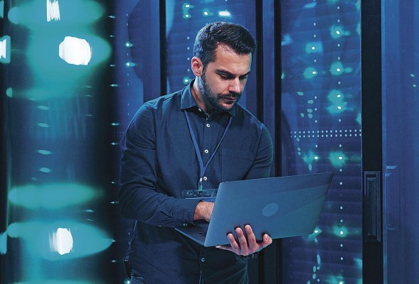 Otra necesidad será la gestión de la seguridad en la nube. Otra necesidad será la gestión de la seguridad en la nube.