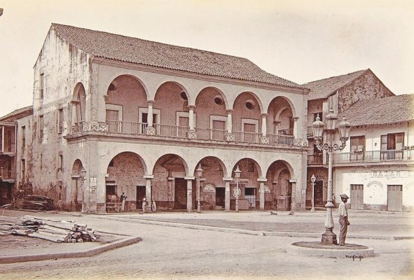 Cabildo de la Ciudad de Panamá en el que se llevó a cabo la proclamación oficial de la Independencia de Panamá de España el 28 de noviembre de 1821. Cabildo de la Ciudad de Panamá en el que se llevó a cabo la proclamación oficial de la Independencia de Panamá de España el 28 de noviembre de 1821.