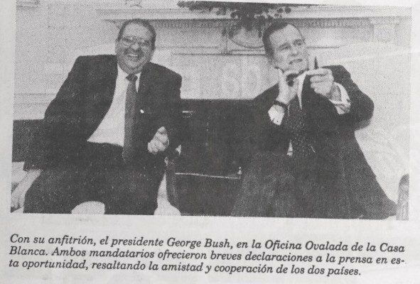 Reunión entre Guillermo Endara y su homólogo George Bush, en la Casa Blanca, en mayo 1990 Reunión entre Guillermo Endara y su homólogo George Bush, en la Casa Blanca, en mayo 1990