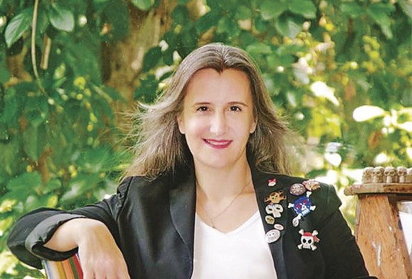 La gestora cultural hace un llamado de atención para el consumo de cultura a través de eventos como la FIL. La gestora cultural hace un llamado de atención para el consumo de cultura a través de eventos como la FIL.