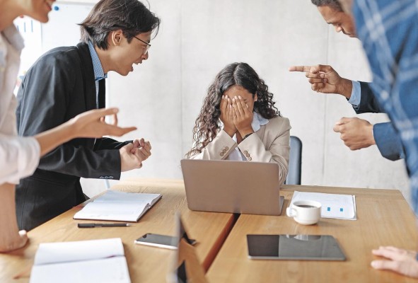 Datos de la OIT muestran que cerca del 23% de los empleados ha padecido acoso o violencia laboral. Datos de la OIT muestran que cerca del 23% de los empleados ha padecido acoso o violencia laboral.