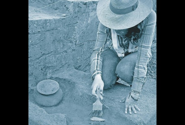 Piezas pertenecientes a un entierro detectado en el proyecto. Piezas pertenecientes a un entierro detectado en el proyecto.