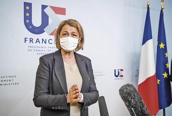 La titular francesa para la Transición Ecológica y anfitriona del encuentro, Barbara Pompili La titular francesa para la Transición Ecológica y anfitriona del encuentro, Barbara Pompili