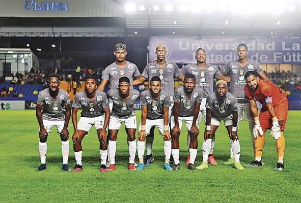 El equipo del CAI se perfila como uno de los favoritos para llevarse el campeonato. El equipo del CAI se perfila como uno de los favoritos para llevarse el campeonato.