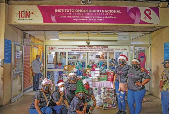 Realizan tres donaciones importantes al año. Realizan tres donaciones importantes al año.