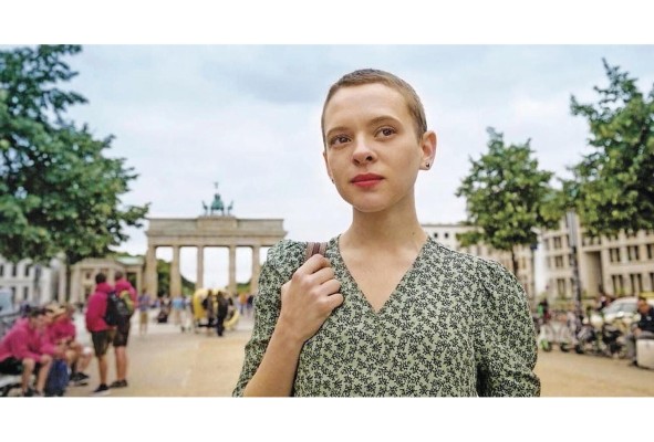 La serie fue grabada en su mayor parte en Berlín, contando con sitios auténticos de la II Guerra Mundial. La serie fue grabada en su mayor parte en Berlín, contando con sitios auténticos de la II Guerra Mundial.