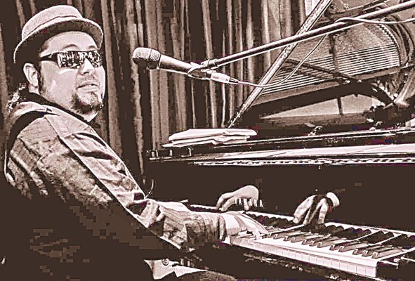 El pianista Carlos Campos es actualmente profesor en la Fundación Danilo Pérez. El pianista Carlos Campos es actualmente profesor en la Fundación Danilo Pérez.