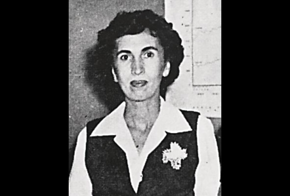 Rosa Palacios Navas. Arquitecta. Nació en el año 1912 y falleció en 1980. Sus estudios superiores los realizó en la Universidad de Washington. Fue fundadora del Club Soroptimista de Panamá, cuya misión es servir a mujeres y niñas de comunidades necesitadas. También destacan sus aportes en la urbanización de Vista Hermosa y Juan Díaz. Rosa Palacios Navas. Arquitecta. Nació en el año 1912 y falleció en 1980. Sus estudios superiores los realizó en la Universidad de Washington. Fue fundadora del Club Soroptimista de Panamá, cuya misión es servir a mujeres y niñas de comunidades necesitadas. También destacan sus aportes en la urbanización de Vista Hermosa y Juan Díaz.