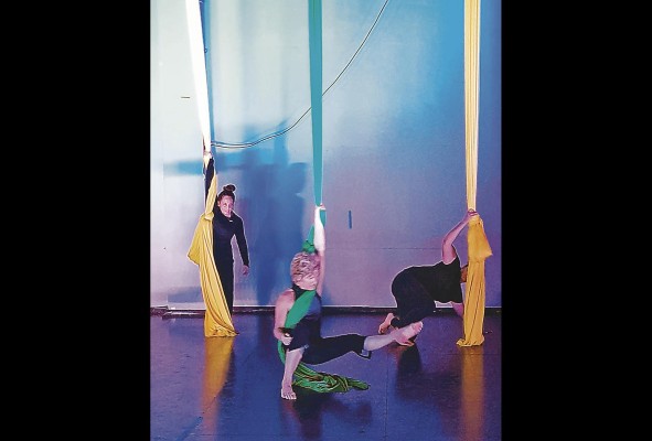 El grupotiene la misión de promover la práctica y apreciación de la danza aérea y contemporánea. El grupotiene la misión de promover la práctica y apreciación de la danza aérea y contemporánea.
