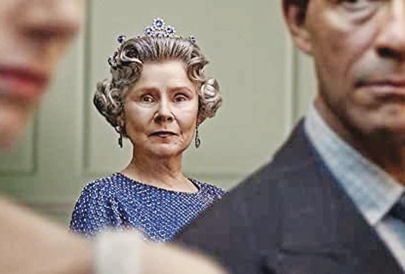 'The Crown' estará ambientado en las escándalos y demás sucesos de la familia real en los 90. 'The Crown' estará ambientado en las escándalos y demás sucesos de la familia real en los 90.