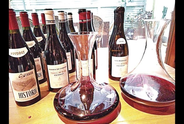 Vinos de la bodega Terroir al Limit Vinos de la bodega Terroir al Limit