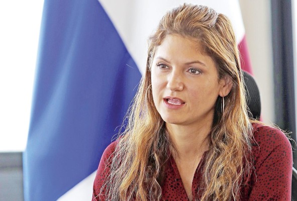 La canciller de la República de Panamá, Erika Mouynes La canciller de la República de Panamá, Erika Mouynes