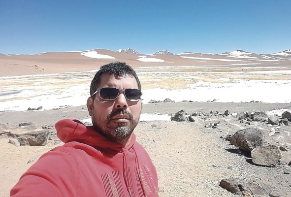 Carlos Fernández, presidente de la Asociación Panameña de Aficionados a la Astronomía Carlos Fernández, presidente de la Asociación Panameña de Aficionados a la Astronomía