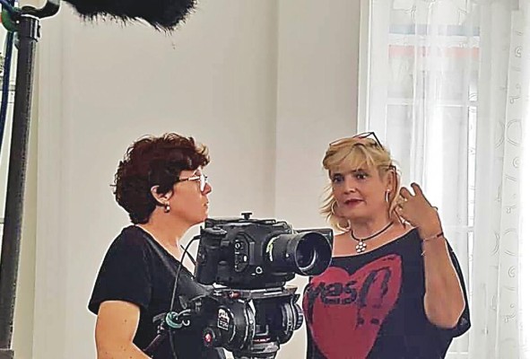 Toledo (Der.) produjo cintas como 'Más que hermanos' y 'Todos cambiamos'. Toledo (Der.) produjo cintas como 'Más que hermanos' y 'Todos cambiamos'.